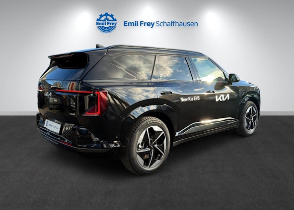 Vehicle image 6 Vehicle image 6