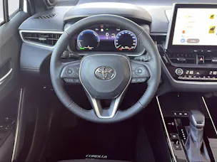 Toyota Corolla Cross 2.0 HSD Premium AWD-i