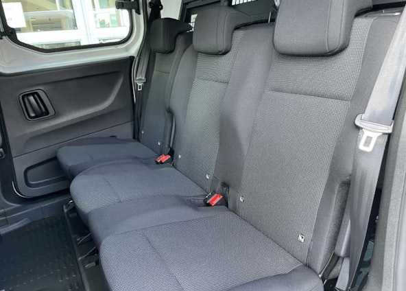 Vehicle image 10 Vehicle image 10