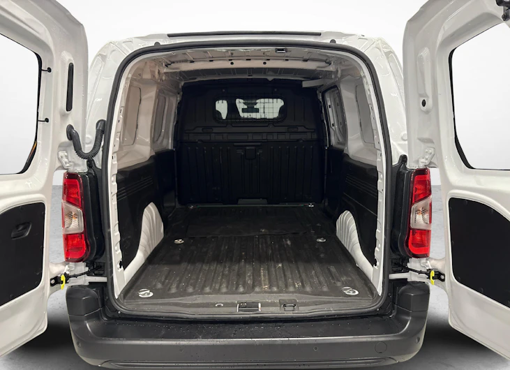 Fahrzeugbild PEUGEOT E-PARTNER