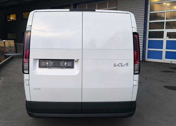 Vehicle image 4 Vehicle image 4