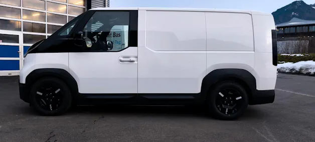 Kia PV5 Cargo 51.5 kWh Plus