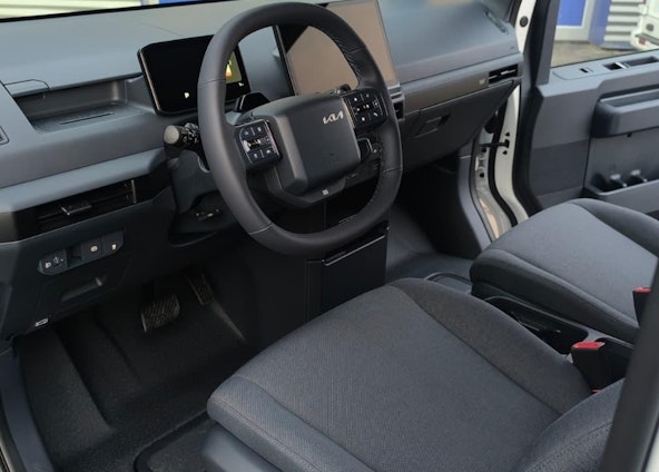 Vehicle image 10 Vehicle image 10