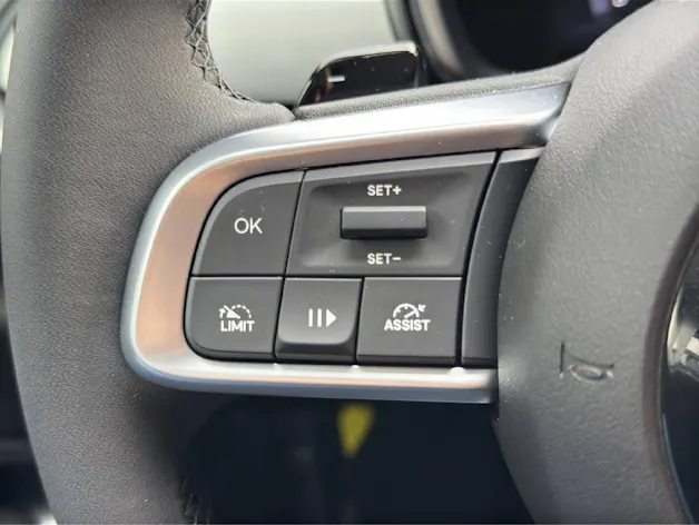Fiat 600 1.2 Hybrid Swiss Edition