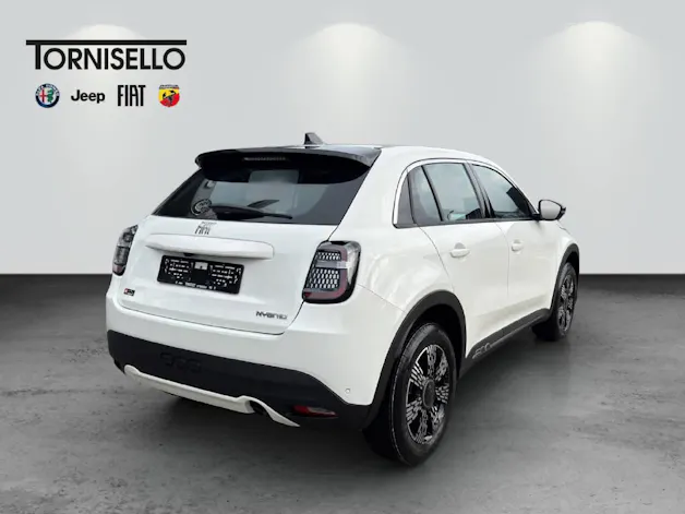 Fiat 600 1.2 Hybrid Swiss Edition