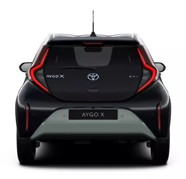 Toyota Aygo X 1.5 VVT-i HSD Trend