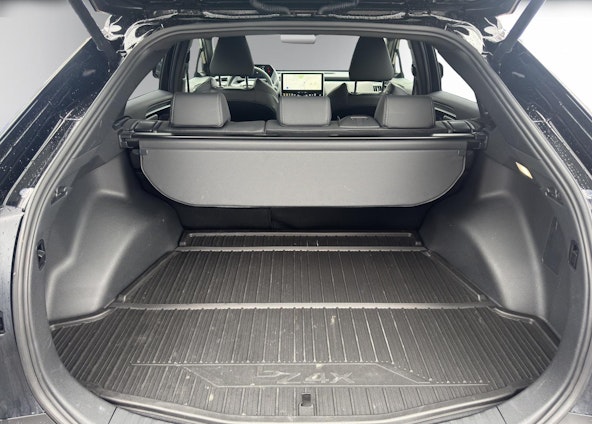 Vehicle image 17 Vehicle image 17