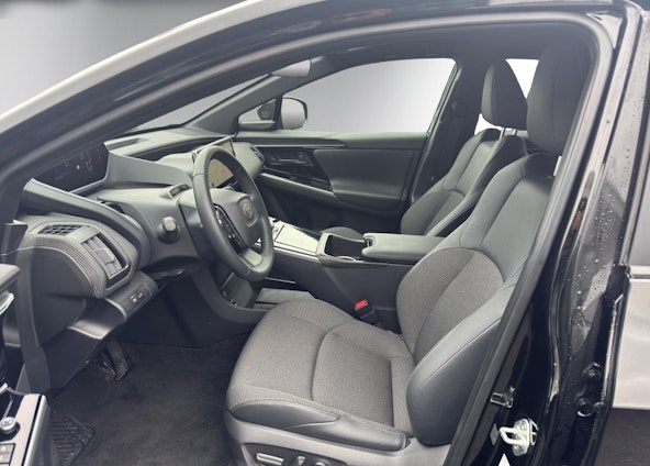 Vehicle image 8 Vehicle image 8