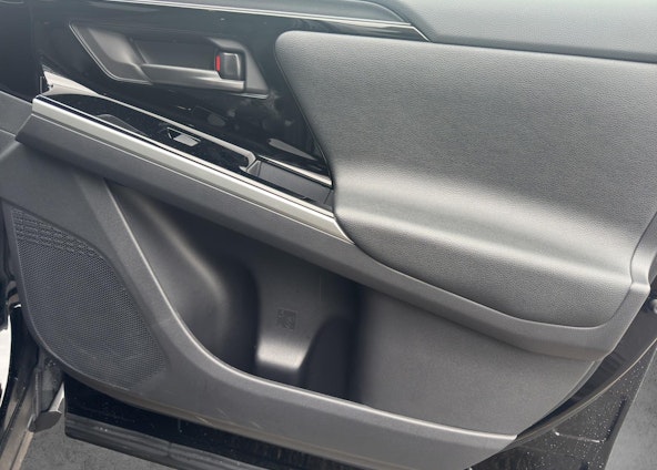 Vehicle image 15 Vehicle image 15