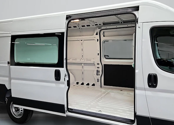 image du véhicule 4 image du véhicule 4