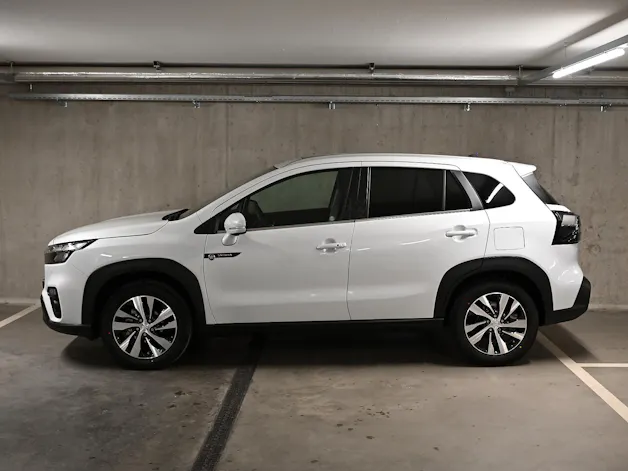 Suzuki S-Cross 1.4 T Sakura Top Hybrid 4x4