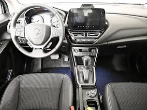 Suzuki S-Cross 1.4 T Sakura Top Hybrid 4x4
