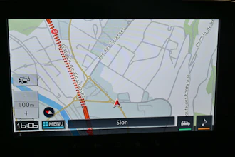 https://vehicle.imgix.net/4164332/e4fc181d-1cd4-4e55-94b7-ee595bb87ada.jpg