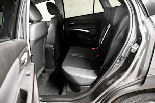 Suzuki S-Cross 1.4 T Sakura Hybrid 4x4