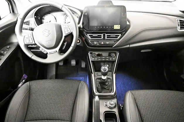 Suzuki S-Cross 1.4 T Sakura Hybrid 4x4