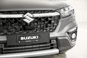 Suzuki S-Cross 1.4 T Sakura Hybrid 4x4