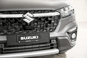 Fahrzeugbild SUZUKI S-Cross 1.4 T Sakura Hybrid 4x4