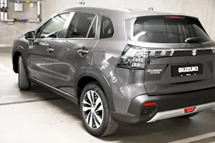 Suzuki S-Cross 1.4 T Sakura Hybrid 4x4