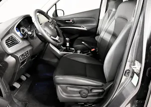 Suzuki S-Cross 1.4 T Sakura Hybrid 4x4