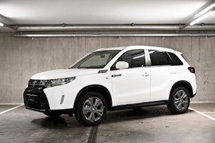 Fahrzeugbild SUZUKI Vitara 1.4 T Sakura Hybrid 4x4