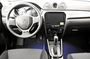 Fahrzeugbild SUZUKI Vitara 1.4 T Sakura Hybrid 4x4