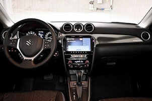 Vehicle image SUZUKI Vitara 1.4 T Sakura Top Hybrid 4x4