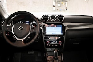 Vehicle image SUZUKI Vitara 1.4 T Sakura Top Hybrid 4x4