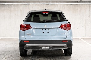 Vehicle image SUZUKI Vitara 1.4 T Sakura Top Hybrid 4x4