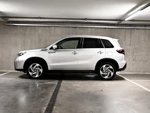 Suzuki Vitara 1.4 T Sakura Top Hybrid 4x4