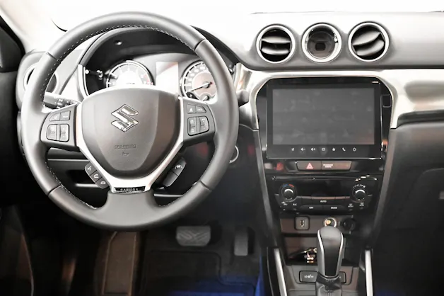 Suzuki Vitara 1.4 T Sakura Top Hybrid 4x4