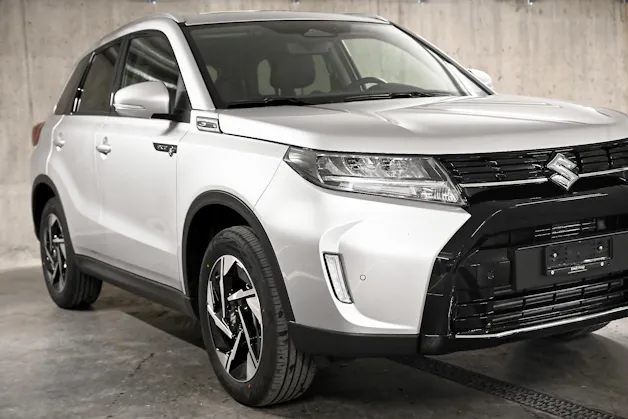 Suzuki Vitara 1.4 T Sakura Top Hybrid 4x4