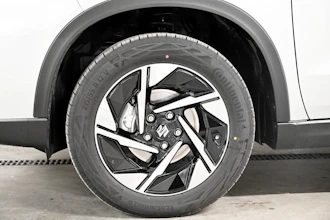 https://vehicle.imgix.net/4164351/7aa9e099-7e55-476c-8ee3-0e421bcfee05.jpg