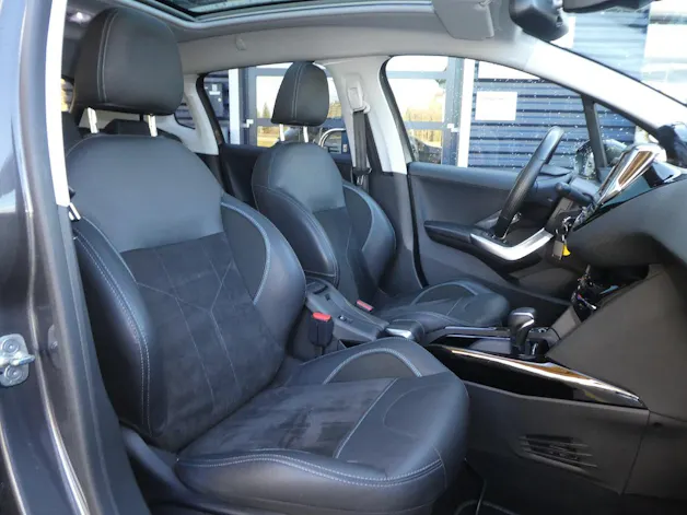 Peugeot 2008 1.2 PureTech 130 Crossway Automat