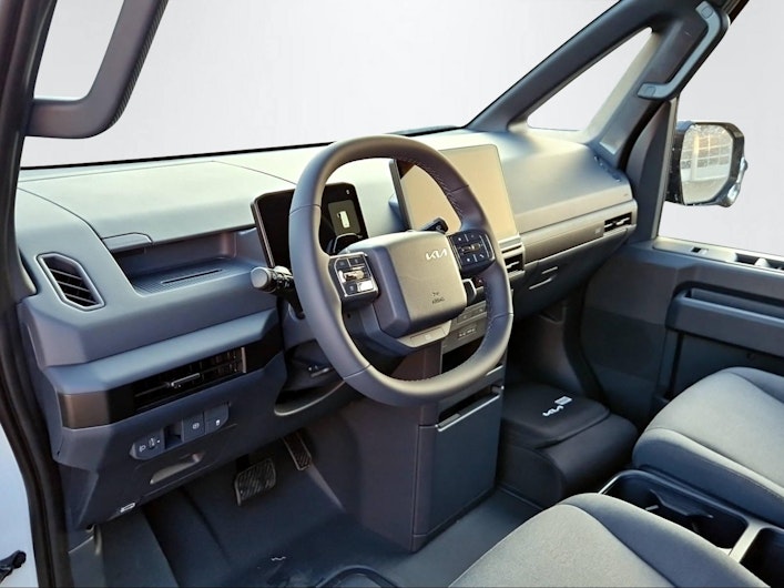 Vehicle image KIA PV5