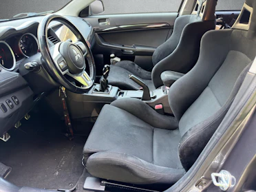 MITSUBISHI LANCER 9