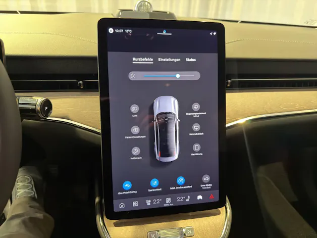 Volvo ES90 Ultra