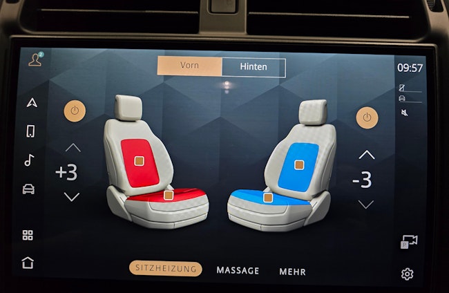 Vehicle image 18 Vehicle image 18