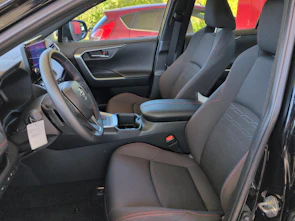 Fahrzeugbild TOYOTA RAV4 2.5 Plug-In-Hybrid Trend