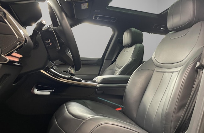 Vehicle image 6 Vehicle image 6