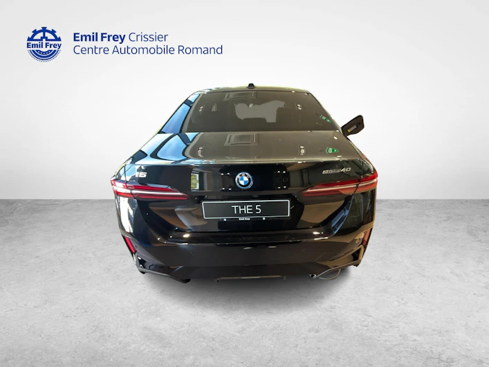 image du véhicule BMW i5