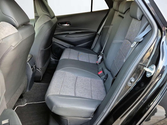 Vehicle image 7 Vehicle image 7