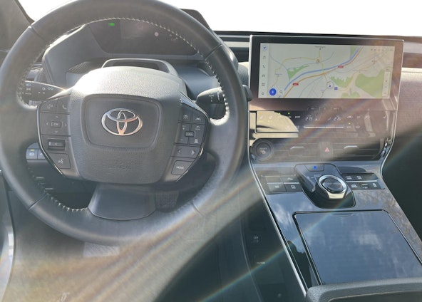 Vehicle image 6 Vehicle image 6