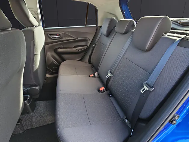 Suzuki Swift 1.2 Sakura Hybrid