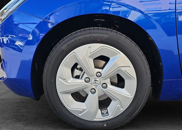 Fahrzeugbild 8 Fahrzeugbild 8