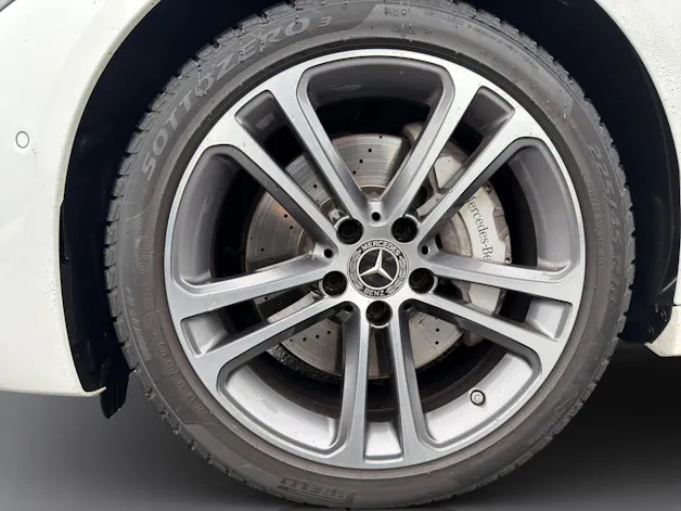 Mercedes-Benz C 220 d AMG Line 4matic Kombi