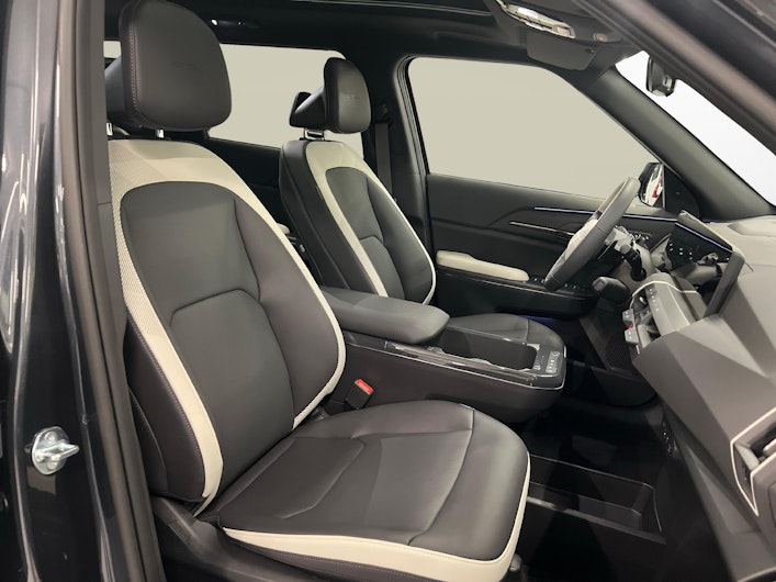 Vehicle image KIA EV5