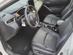 Toyota Corolla Cross 2.0 HSD Premium AWD-i