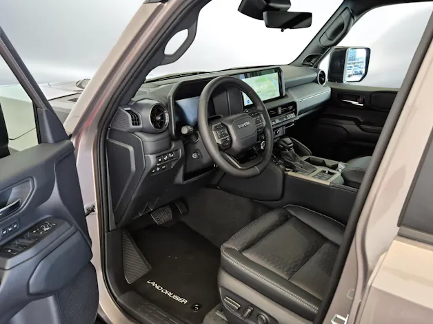 Toyota Land Cruiser 2.8 D 48V Invincible