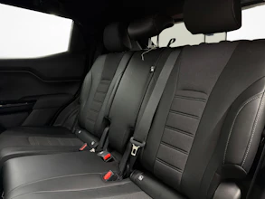 https://vehicle.imgix.net/4164858/84d1a011-9944-4027-af81-33d9869c3abc.jpg