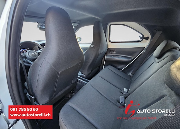 Vehicle image 5 Vehicle image 5